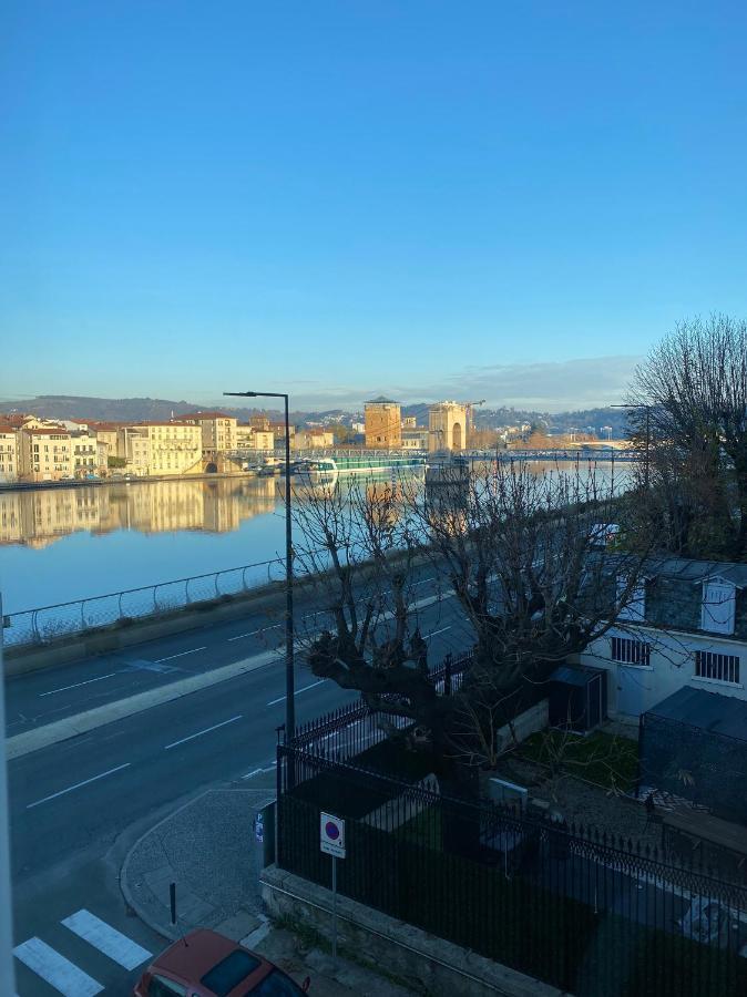 וינה Appartement Avec Superbe Vue Sur Le Rhone מראה חיצוני תמונה